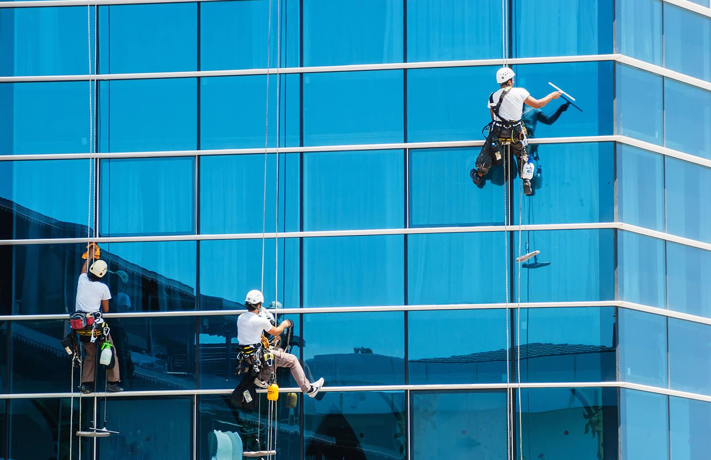 Nettoyage de facades d'immeubles